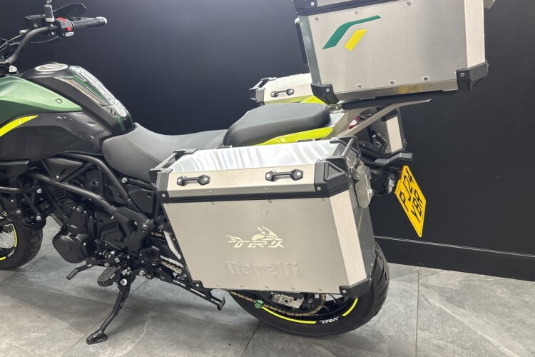 BENELLI TRK 702 X