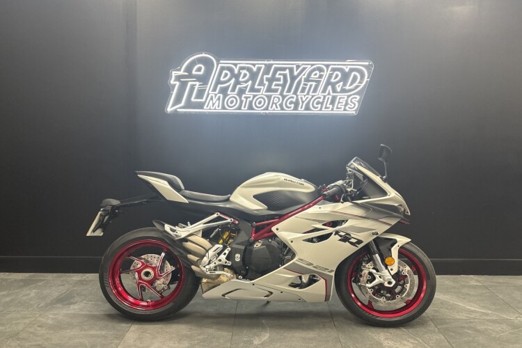QJMOTOR SRK 921 RR