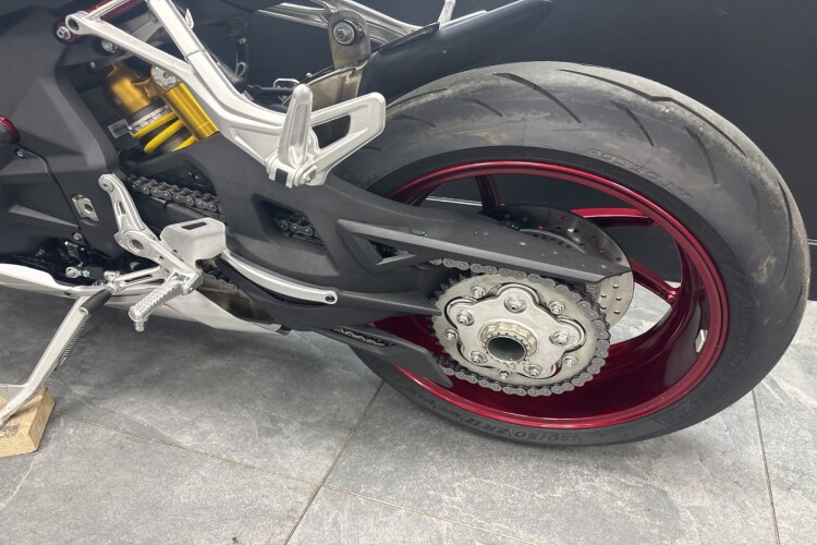 QJMOTOR SRK 921 RR