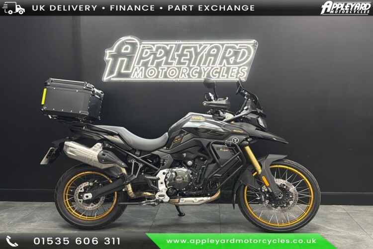 VOGE DS 900 X for sale