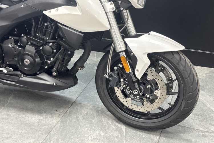 VOGE R625
