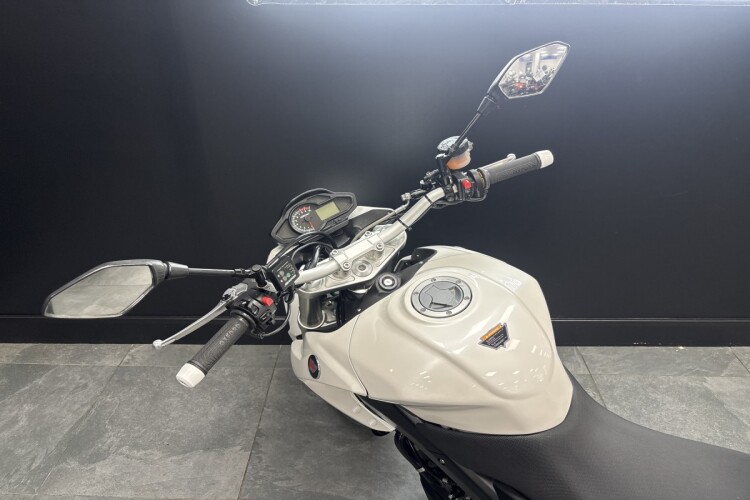VOGE R625