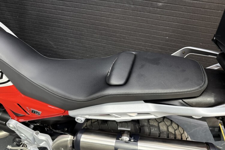 MOTO GUZZI V85