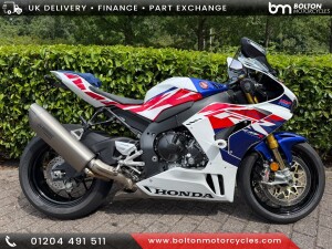 2022 HONDA CBR1000RR FIREBLADE SP, White
