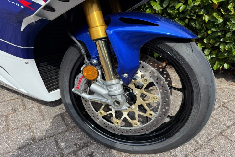 2022 HONDA CBR1000RR FIREBLADE SP, White - photo 8