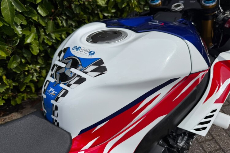 2022 HONDA CBR1000RR FIREBLADE SP, White - photo 14