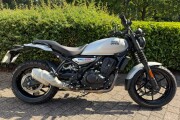 2026 ROYAL ENFIELD GUERRILLA 450, Silver - photo 5