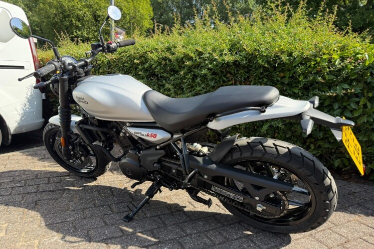 2026 ROYAL ENFIELD GUERRILLA 450, Silver - photo 7