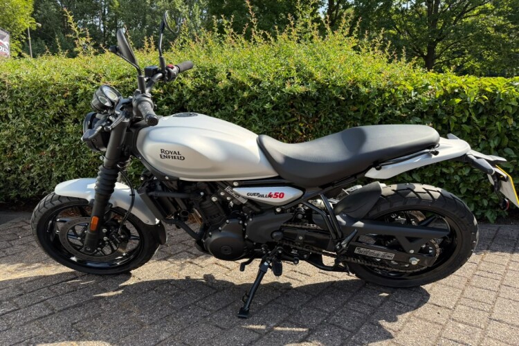 2026 ROYAL ENFIELD GUERRILLA 450, Silver - photo 8