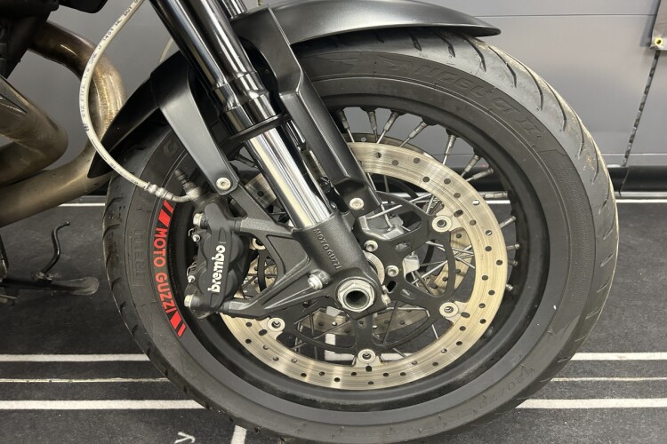 MOTO GUZZI GRISO 1200