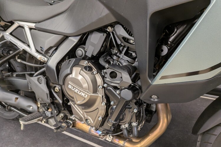 2024 SUZUKI V-STROM 800, Green - photo 9