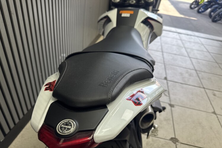BENELLI TNT