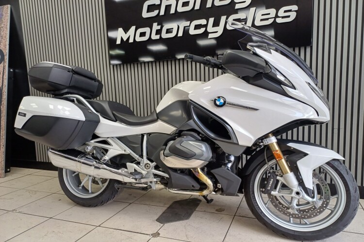 2023 BMW R 1250 RT, White - photo 6