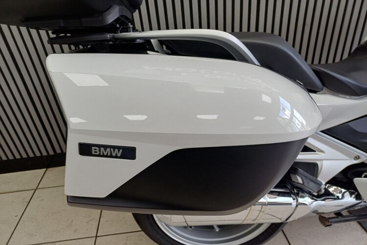 2023 BMW R 1250 RT, White - photo 11
