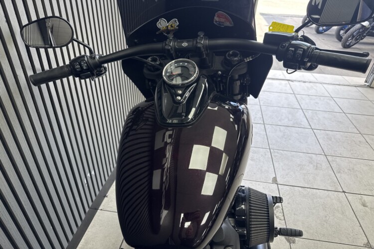 2018 HARLEY-DAVIDSON FXLRS LOW RIDER S, Purple Custom - photo 11