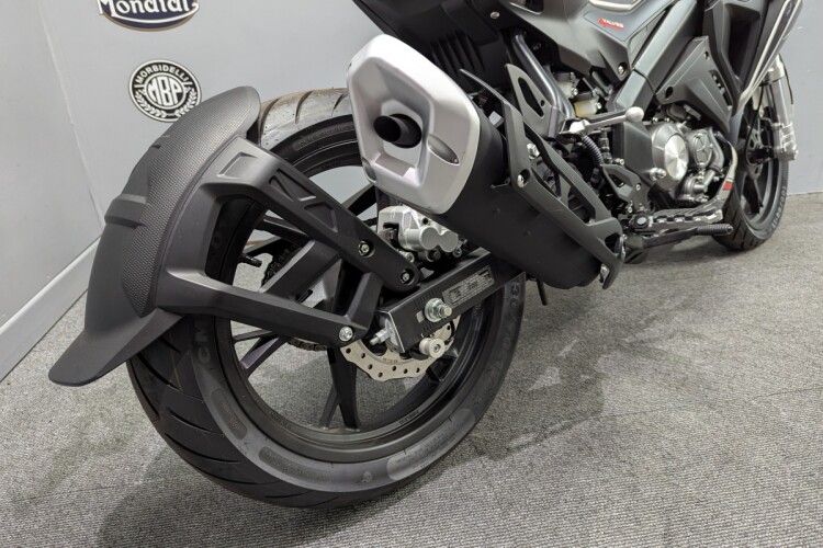 KEEWAY RKF 125