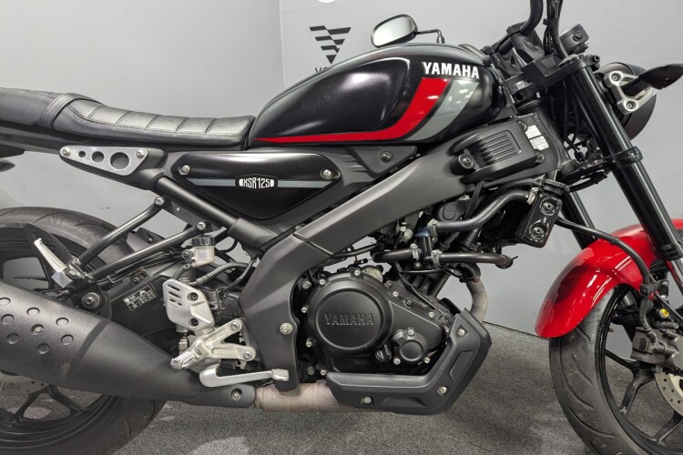 YAMAHA XSR125