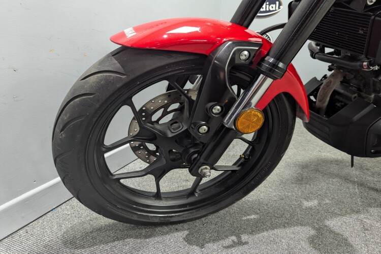 YAMAHA XSR125