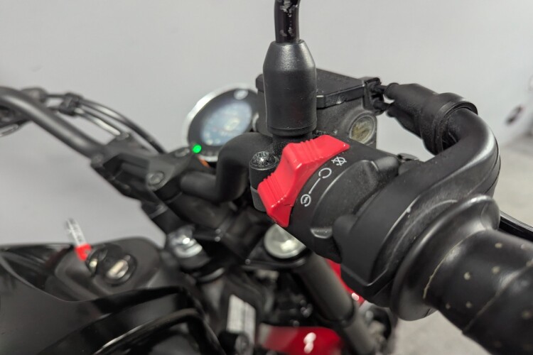 YAMAHA XSR125