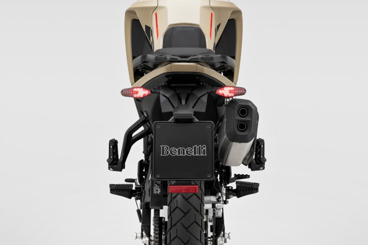 BENELLI BKX 125