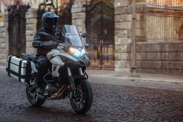 BENELLI TRK 502