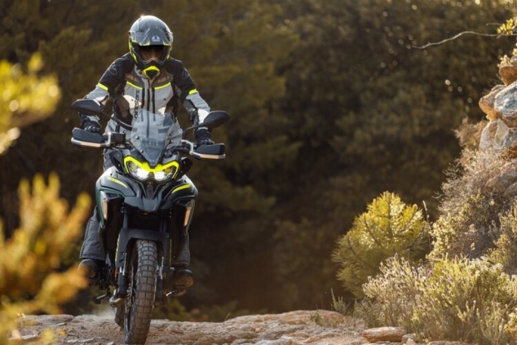 BENELLI TRK 702 X
