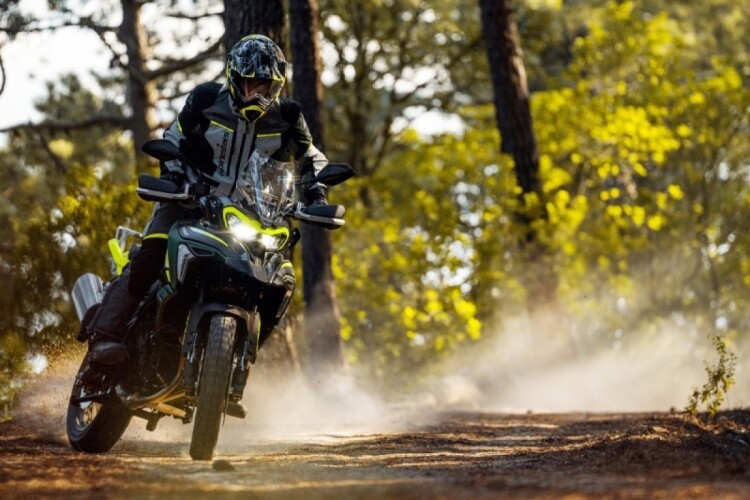 BENELLI TRK 702 X