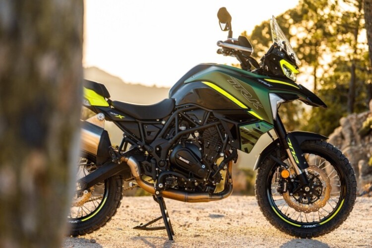 BENELLI TRK 702 X