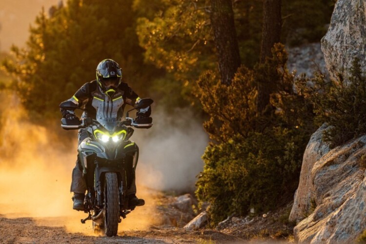 BENELLI TRK 702 X