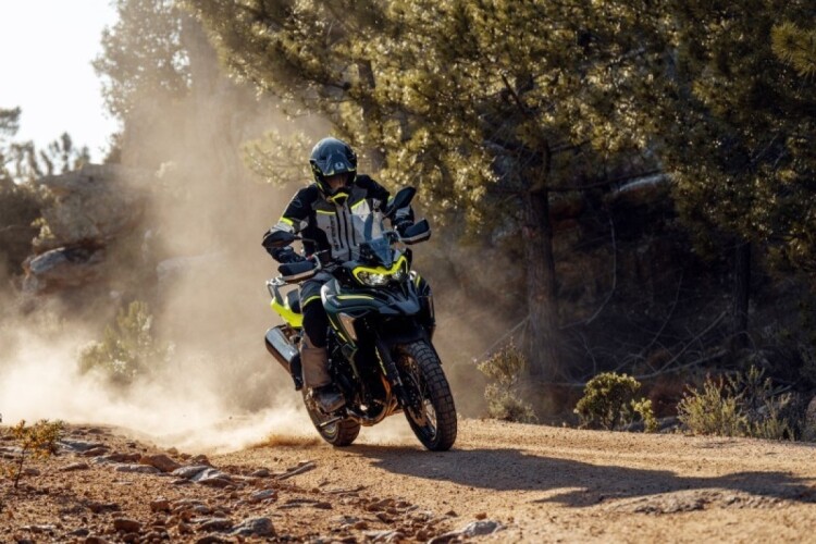 BENELLI TRK 702 X