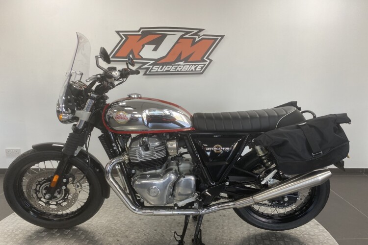 2024 ROYAL ENFIELD INTERCEPTOR, Silver And Red - photo 2