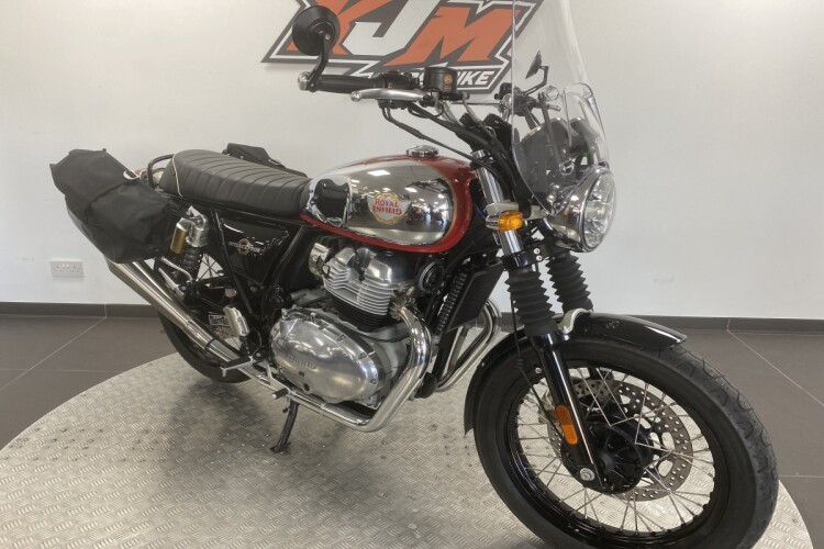 2024 ROYAL ENFIELD INTERCEPTOR, Silver And Red - photo 8