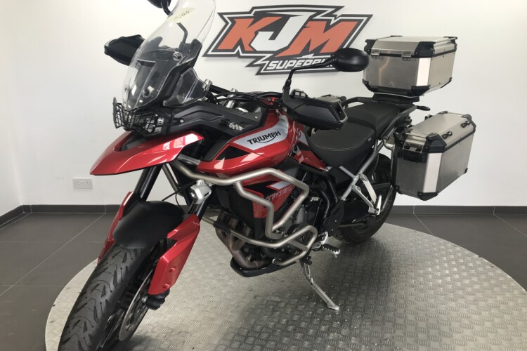 TRIUMPH TIGER