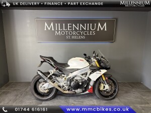 APRILIA TUONO 1000 V4