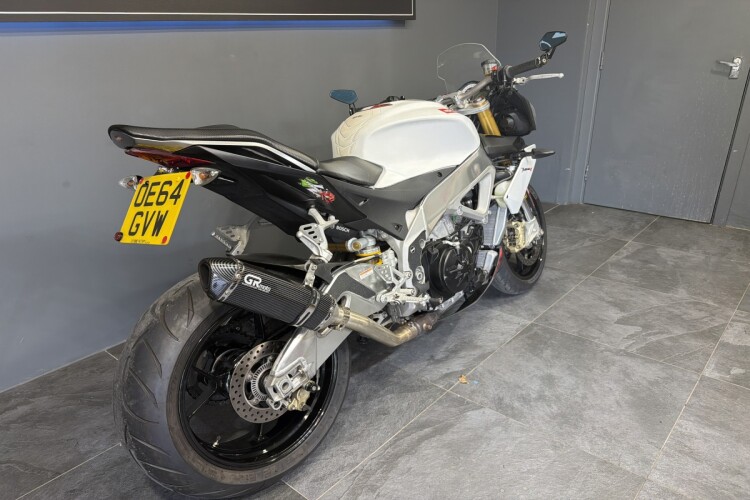 APRILIA TUONO 1000 V4