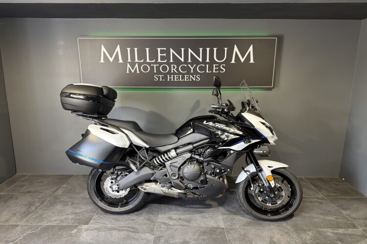 2022 KAWASAKI VERSYS 650, White
