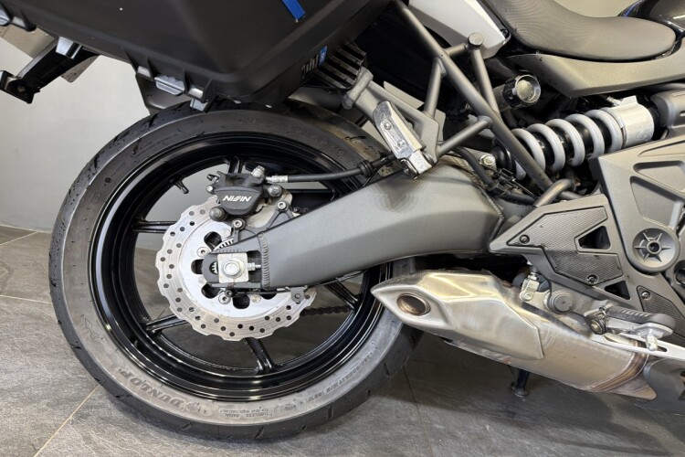 2022 KAWASAKI VERSYS 650, White - photo 6