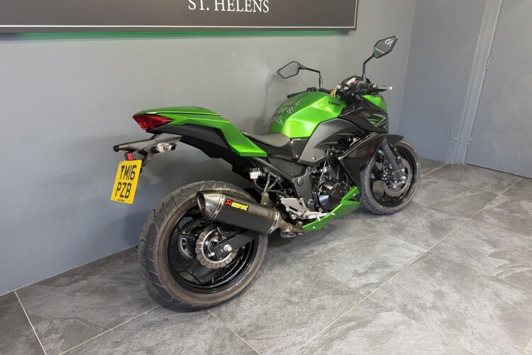KAWASAKI Z300