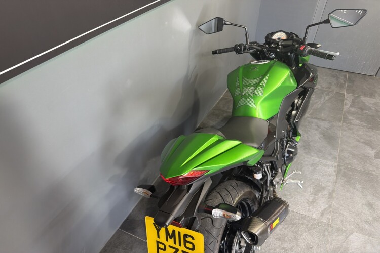 KAWASAKI Z300