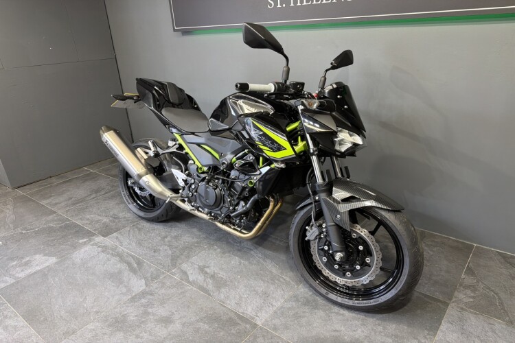 KAWASAKI Z400