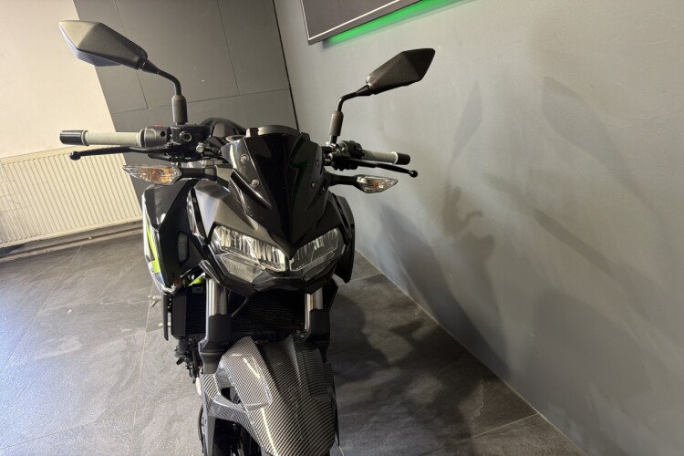 KAWASAKI Z400