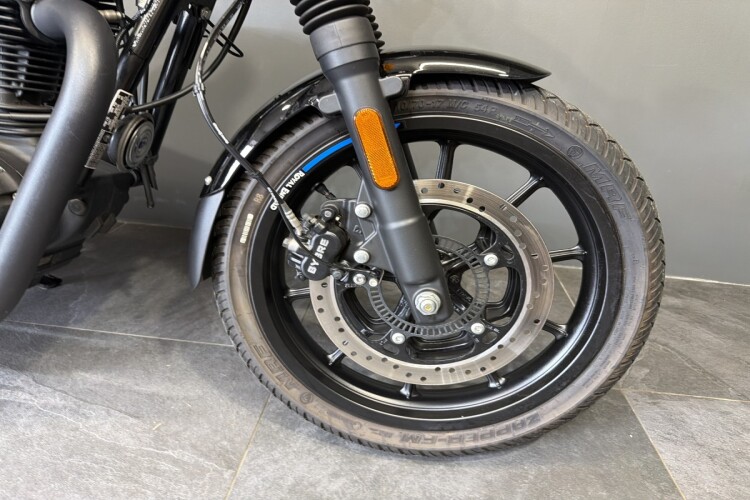 ROYAL ENFIELD HUNTER 350