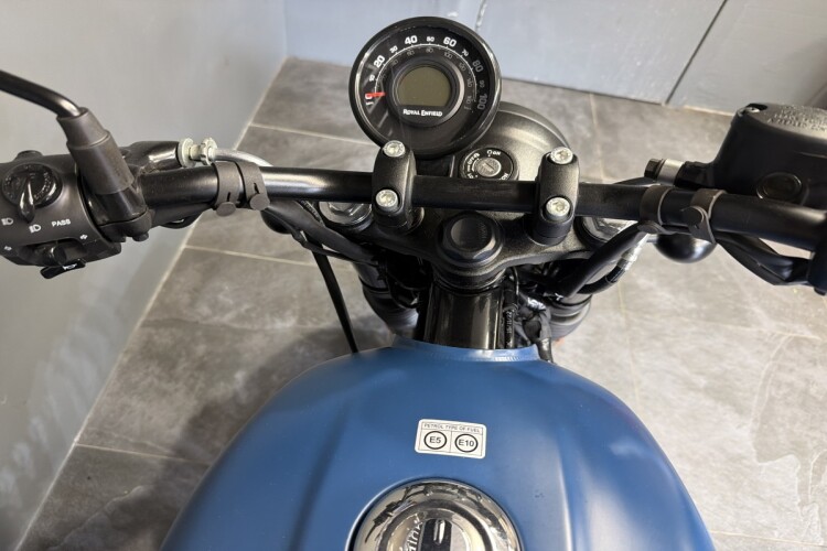 ROYAL ENFIELD HUNTER 350