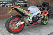 APRILIA RSV4
