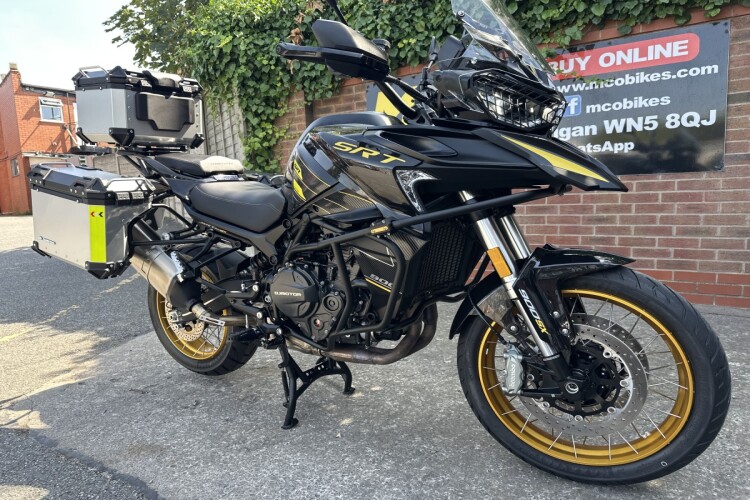 QJMOTOR SRT 900 SX