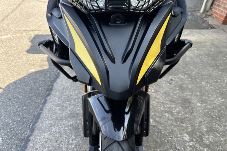 QJMOTOR SRT 900 SX
