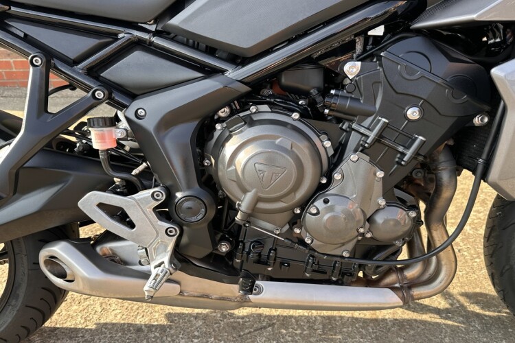 TRIUMPH TIGER SPORT 660