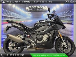 2022 BMW S 1000 XR, Black