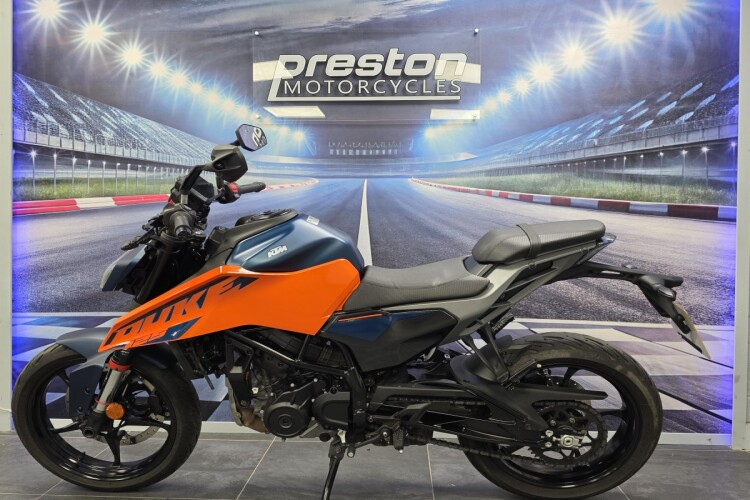 KTM 125 DUKE