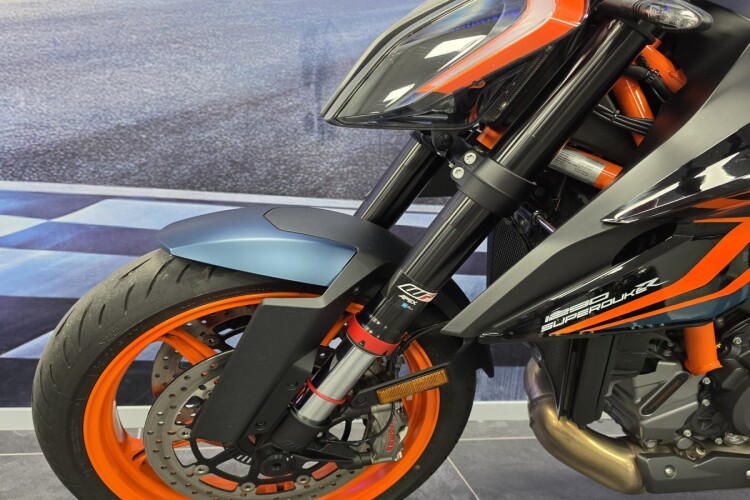 KTM 1290 SUPER DUKE R